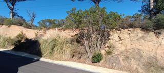 Residential Plot in Riells i Viabrea. Parcela esquinera con buenas vistas