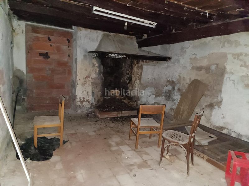 Foto cc24af5c-00c7-47ef-b3cc-7e84e5b3236a. Casa adossada a Breda