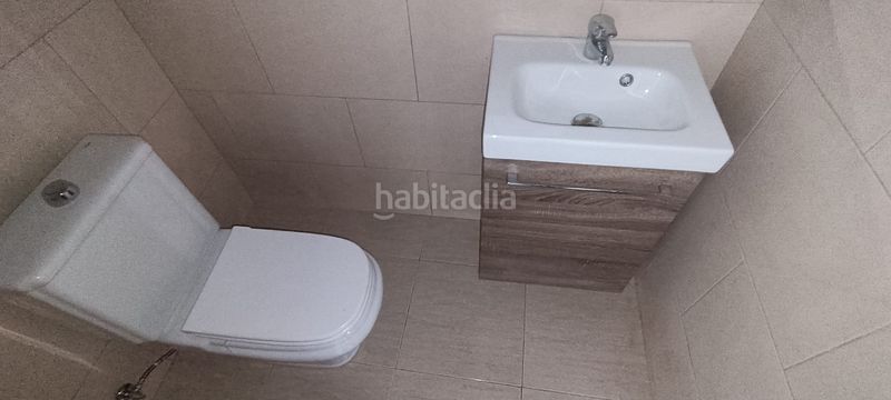 Foto 6dd8068e-f88d-481d-ac81-04afc5d46e98. Local comercial  en Sant Celoni