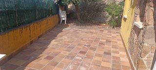 Xalet a Sant Celoni. Adosada esquinera zona hospital