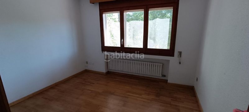 Foto 8da9ef97-0a1b-428d-8db5-8a8339880d6c. Location duplex avec chauffage parking piscine dans Gualba