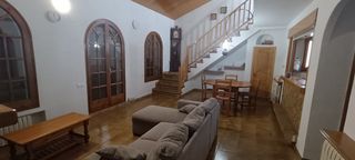 Rent Duplex in Gualba. Duplex tipo casa