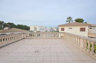 Chalet dans Carretera de s`albufera. Pareado en venta en alcudia, 6 dormitorios.