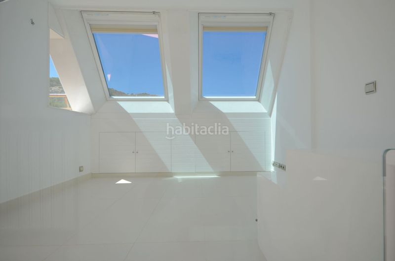 Foto f49cd426-cd43-4b60-a9d9-7401fbc4ec31. Àtic amb calefacció aparcament a port d´Andratx Andratx