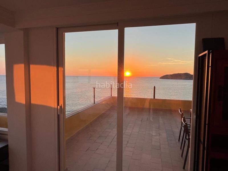 Foto 34e86a18-672c-4dc9-9a7d-487b2d81f28c. Lloguer àtic amb calefacció aparcament piscina a Calvià