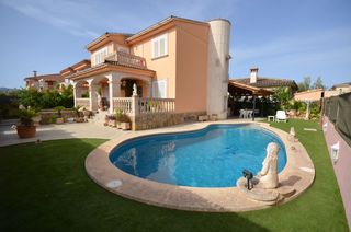 Xalet  Rossinyol. Chalet en venta en sa cabana, 4 dormitorios.