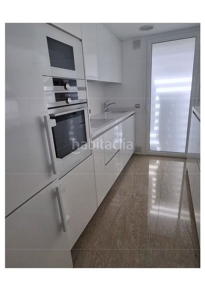 Foto 68d13008-7040-4842-8a66-bb4d6ab93ab2. Àtic amb calefacció aparcament a port d´Andratx Andratx