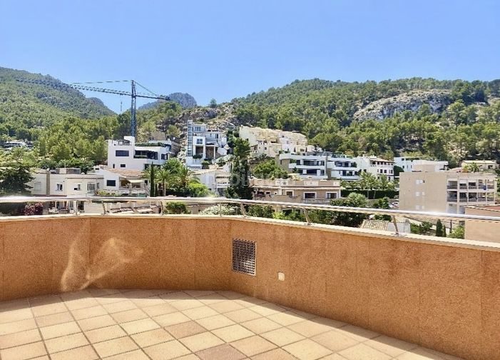 Foto 76d3bf00-bac6-432f-8a56-6a9c24589a81. Àtic amb calefacció aparcament a port d´Andratx Andratx