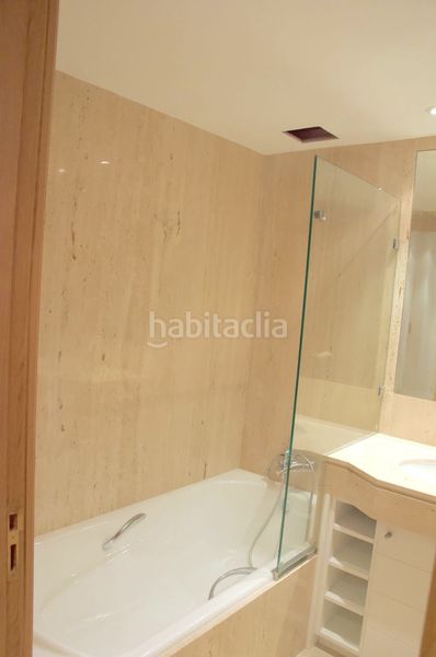 Foto da9d7cae-ead3-48c0-bbb2-0f394792b279. Àtic amb calefacció aparcament a port d´Andratx Andratx