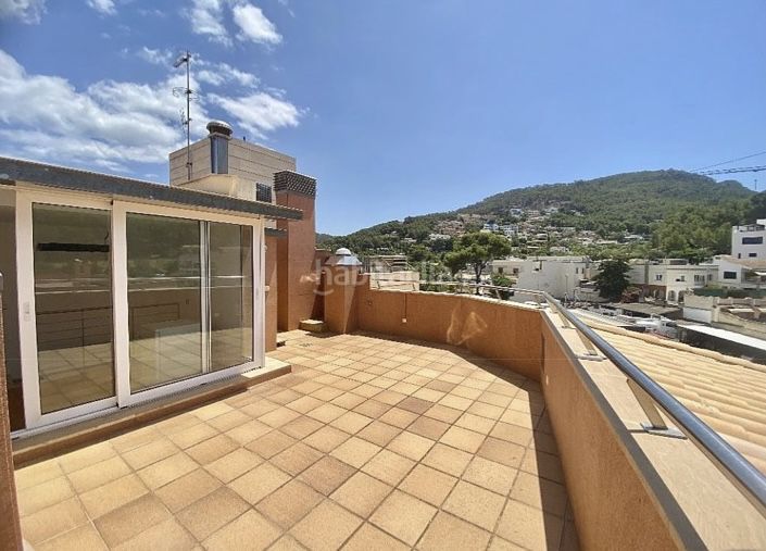 Foto e451a27f-df01-420e-a9b0-b3574112c0bf. Àtic amb calefacció aparcament a port d´Andratx Andratx