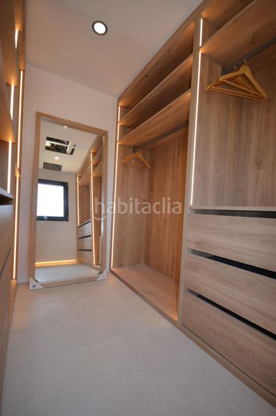 Foto cb62c125-e3f6-4440-951f-99e5c51bad76. Àtic amb calefacció aparcament piscina a El Terreno Palma de Mallorca