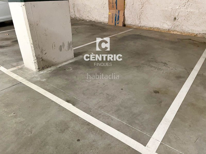 Foto 002b9e53-f90b-4262-b8a4-09fe236c6099. Aparcament cotxe a La Cogullada Terrassa