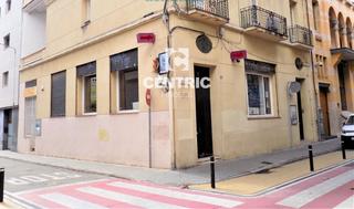 Location Bureau  Carrer de la indústria. Oficinas de alquiler situadas en el centro de sabadell, al lado