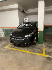 Parking coche en Azcárate