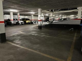 Lloguer Aparcament cotxe  Del celler. Plaza de parking en plaça del celler.