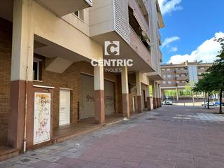 Geschäftsraum  Puigsacalm. Espacios comerciales en venta en la nueva zona residencial, cerc