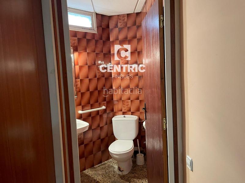 Foto 17c5ea93-9bfc-4d2e-89fe-e6c4f69da60a. Alquiler local comercial  de alquiler en alexander bell, en Terrassa