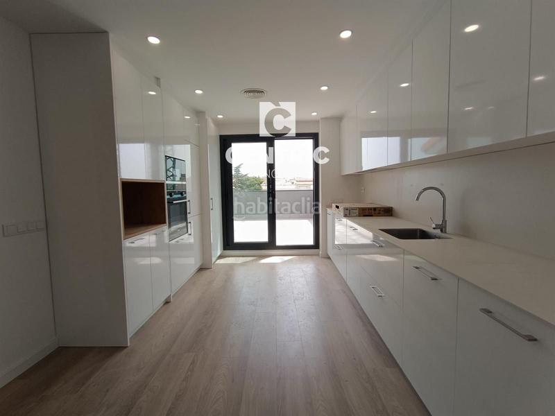 Foto 9b4d686f-4a02-4b34-9b95-96b3ad09f0bb. Pis a San Pere Terrassa