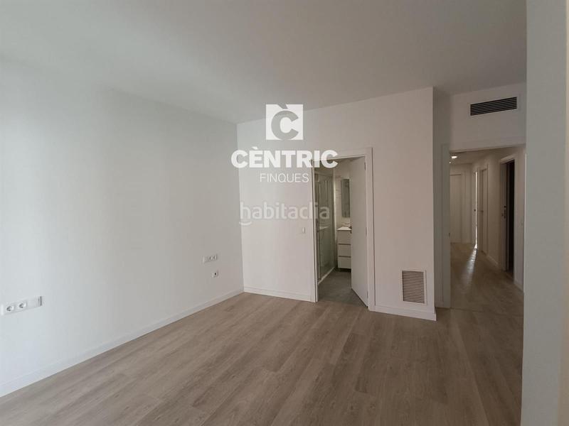 Foto d922ad44-34f9-457b-8adf-e0d81a766de1. Pis a San Pere Terrassa