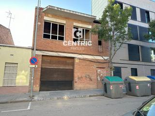 Édifice  Colom. Edifici per reformar