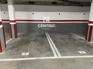 Lloguer Aparcament cotxe  Voluntaris. Plazas de aparcamiento de coche y moto.