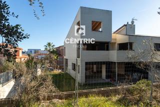 Casa adossada a Polinyà. Casa adosada de obra nueva en polinyà una oportunidad única para