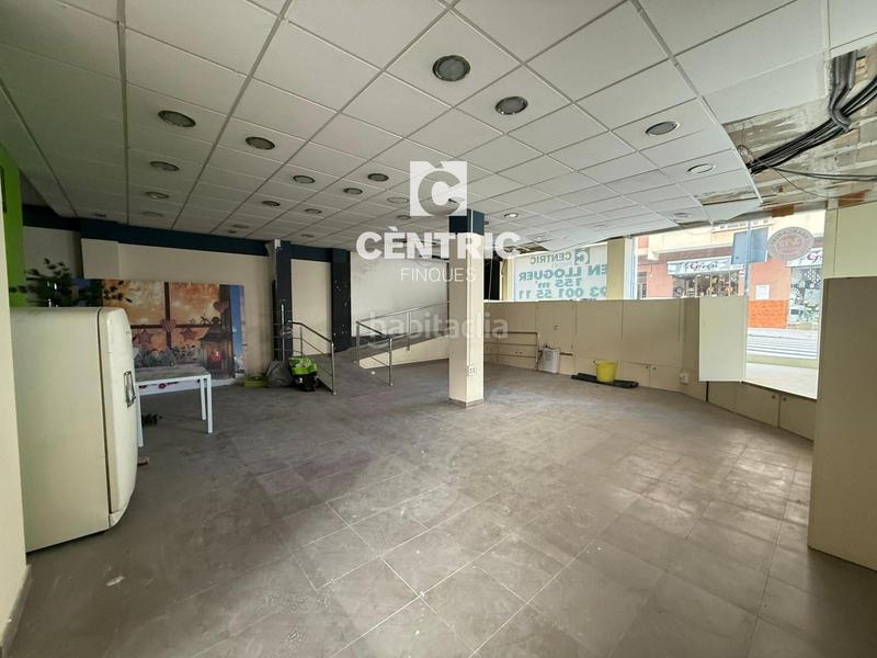 Foto 6d2e9959-8432-40a5-987c-4542f93907c4. Rent business premise in San Pere Terrassa