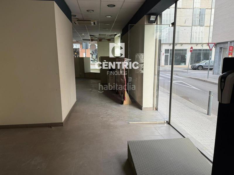 Foto d1ef8894-f41a-4a50-896e-4b062f3de976. Rent business premise in San Pere Terrassa