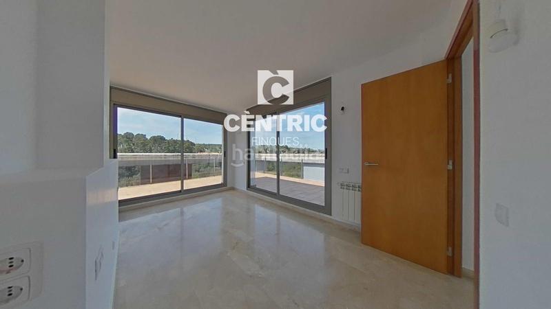 Foto ba1a59a1-1dd7-4b9c-bd2e-2950efcc8004. Duplex dans Les Fonts Terrassa