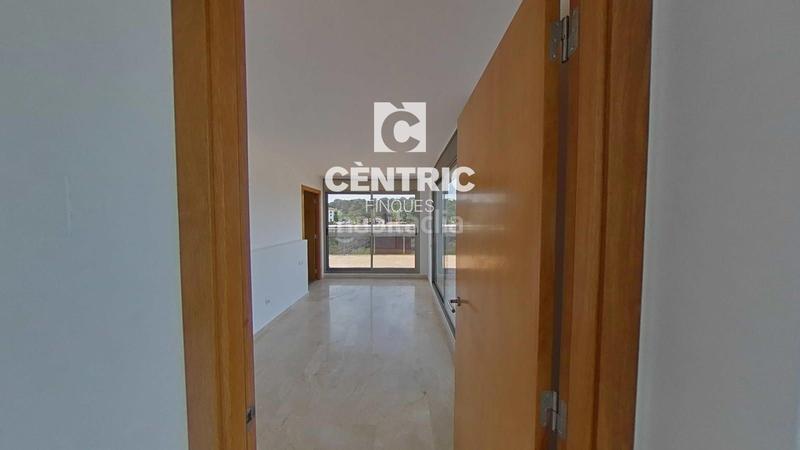 Foto c73d5b9d-f48e-49b9-8cd9-75d7340c3e81. Duplex dans Les Fonts Terrassa