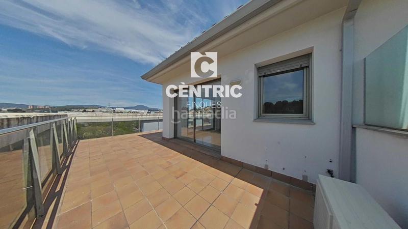 Foto cd8af911-cb80-4b0e-bf4a-97bcf4c4e019. Duplex dans Les Fonts Terrassa