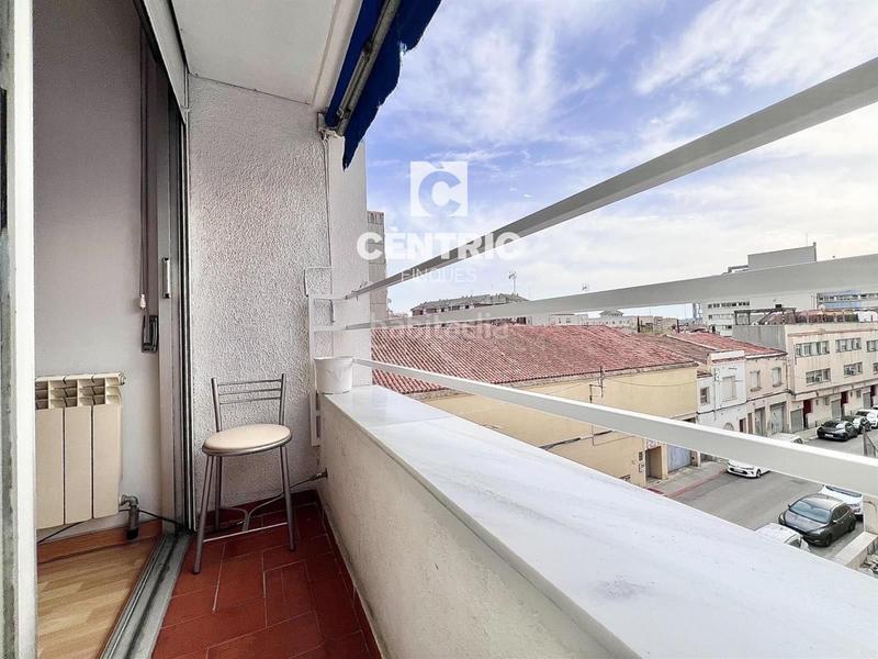 Foto 1070063e-89e2-43a6-b8f5-7cbdd34eaa72. Flat with pool in Eixample Sabadell