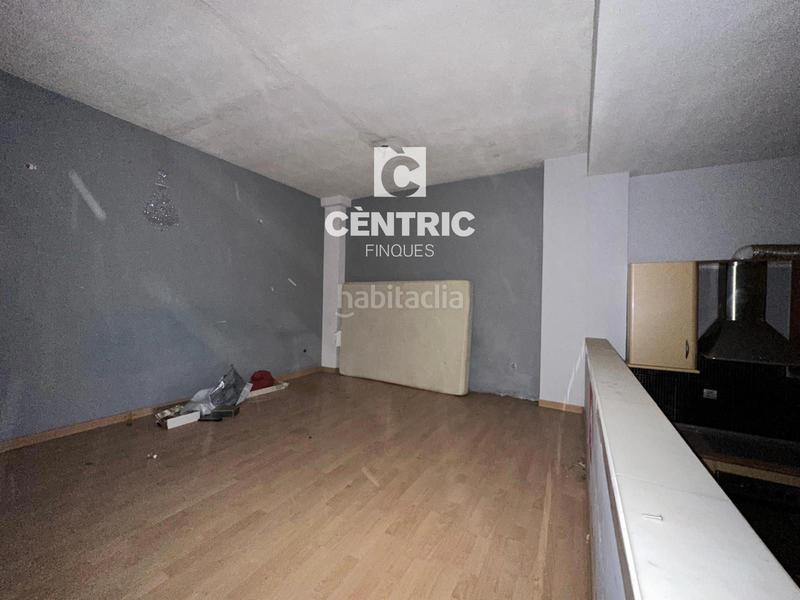 Foto cd080afa-de3e-4dfd-9727-f5f16d785b8d. Local comercial local situado en el barrio de les escoles. en Terrassa