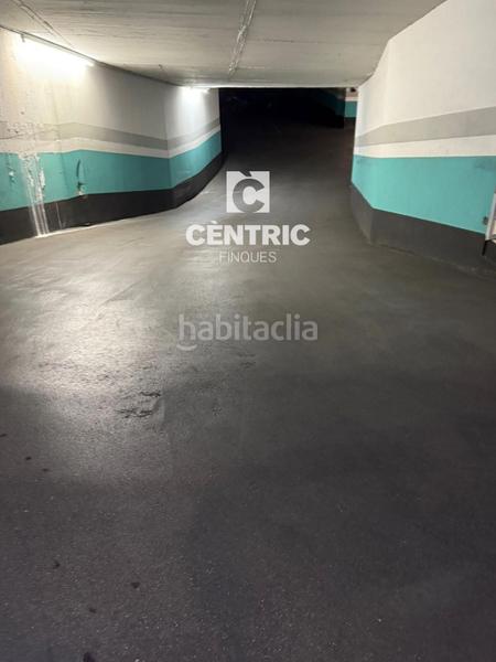 Foto c2477254-e22d-4923-b710-e8d18187fd13. Posto auto in Barri del Centre Terrassa