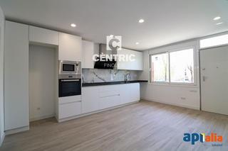 Appartement à Can Rull. Planta baja reformado nuevo a estrenar con entrada independiente