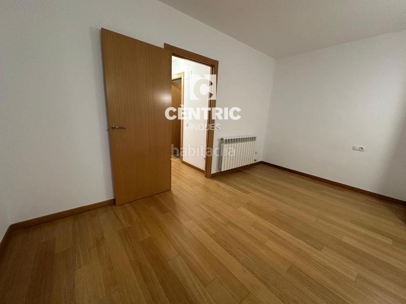 Foto 9375b720-42a8-4050-8dd4-238dae5c13f1. Location appartement avec chauffage parking dans Barri del Centre Terrassa