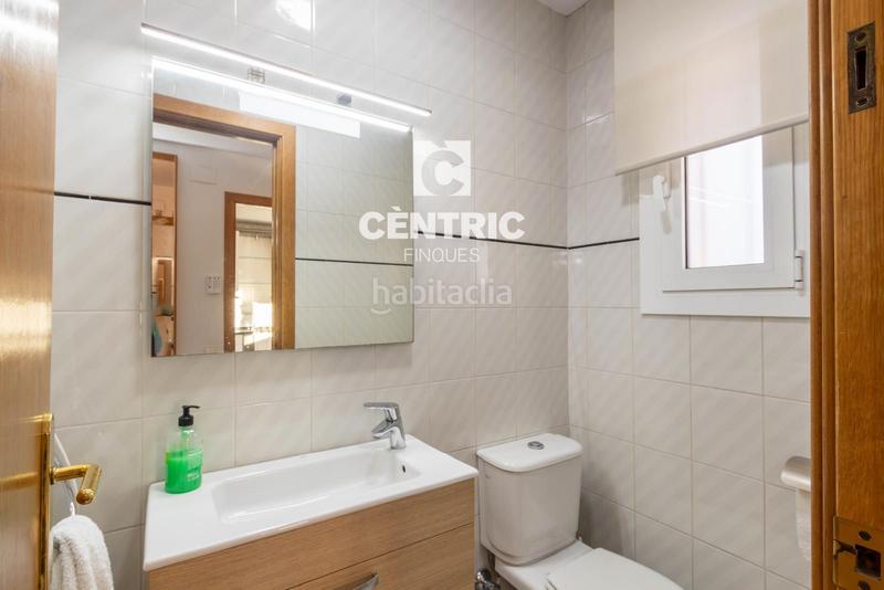 Foto 1846a9ac-9d10-419a-bfc1-22346114286c. Maison avec chauffage parking dans Hostafrancs Sabadell