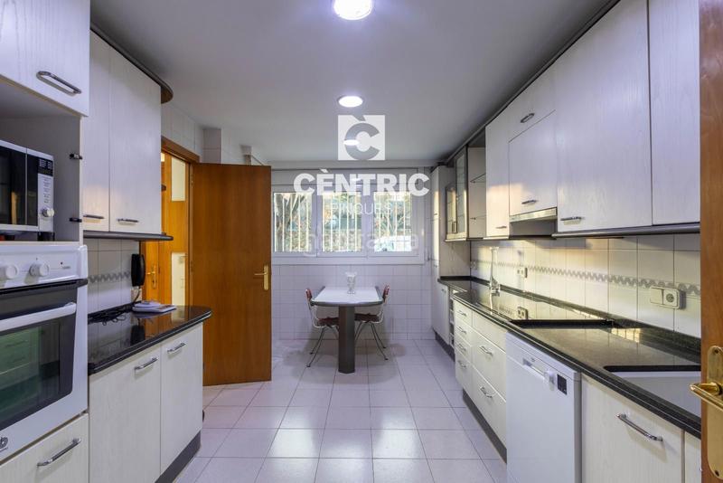 Foto 9021c160-191c-4c7f-8b85-d4b729c0590e. Maison avec chauffage parking dans Hostafrancs Sabadell