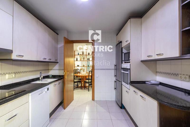 Foto 933ec199-ac24-43a9-a31f-9eef08e2df63. Maison avec chauffage parking dans Hostafrancs Sabadell