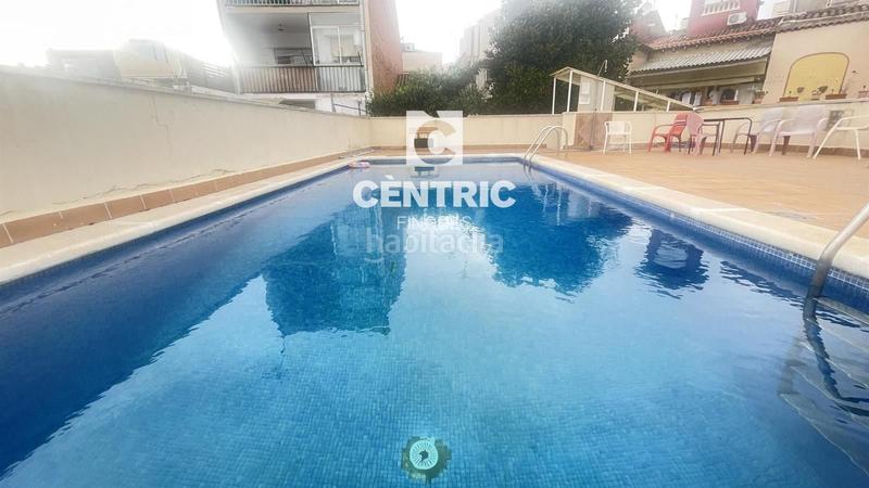 Foto b5b3fd5e-fe79-4a27-8925-39501a3cc785. Pis amb piscina a San Pere Terrassa