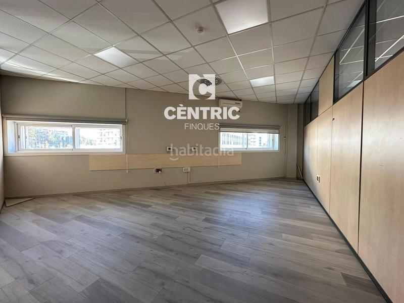 Foto 133dc37c-f128-4b01-af92-d8d893d7076a. Location bureau dans Egara Terrassa