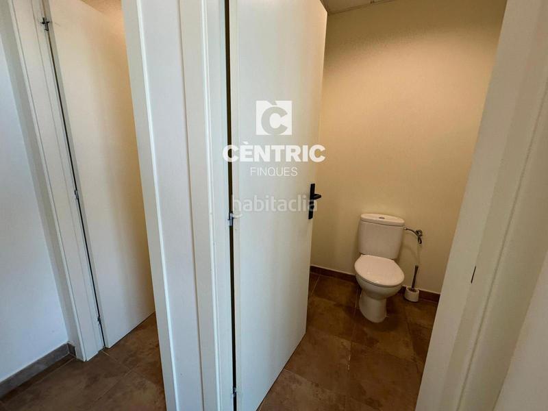 Foto 599e4b03-d564-4f0f-a809-45fdd8a63420. Rent office space in Polígon Industrial Santa Margarida Terrassa