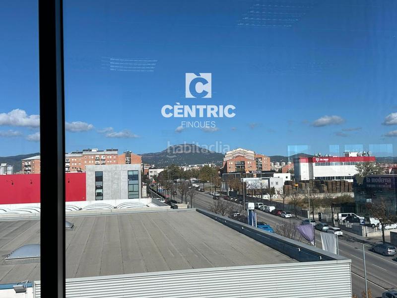 Foto d0846bdd-0b9b-4c43-9b95-547e6b44e3a0. Rent office space in Polígon Industrial Santa Margarida Terrassa