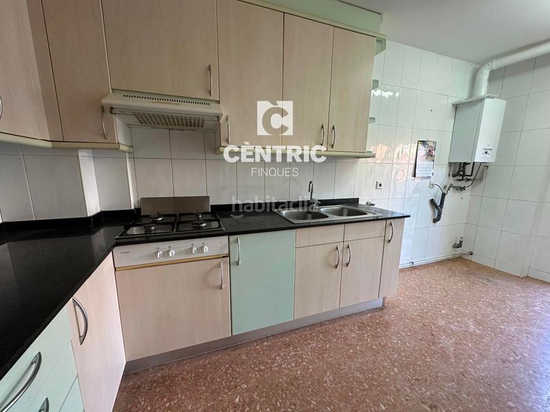 Foto 1bfddf01-c895-43f1-a0ec-33e21fe64058. Appartamento con riscaldamento parcheggio in Ca n'Aurell Terrassa