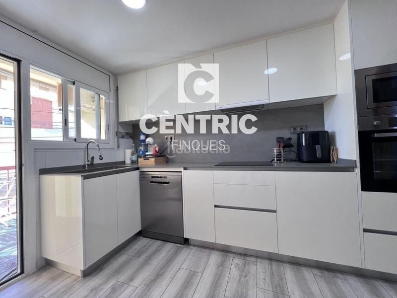 Foto 0549de38-e20c-4d5a-8742-f2b2f0bf5710. Zweistöckige wohnung in Sant Pere Nord Terrassa