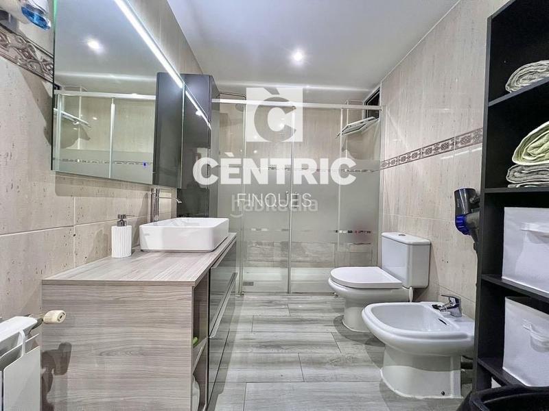 Foto 3c588b1b-31c0-445e-8ab0-def74b77dceb. Zweistöckige wohnung in Sant Pere Nord Terrassa