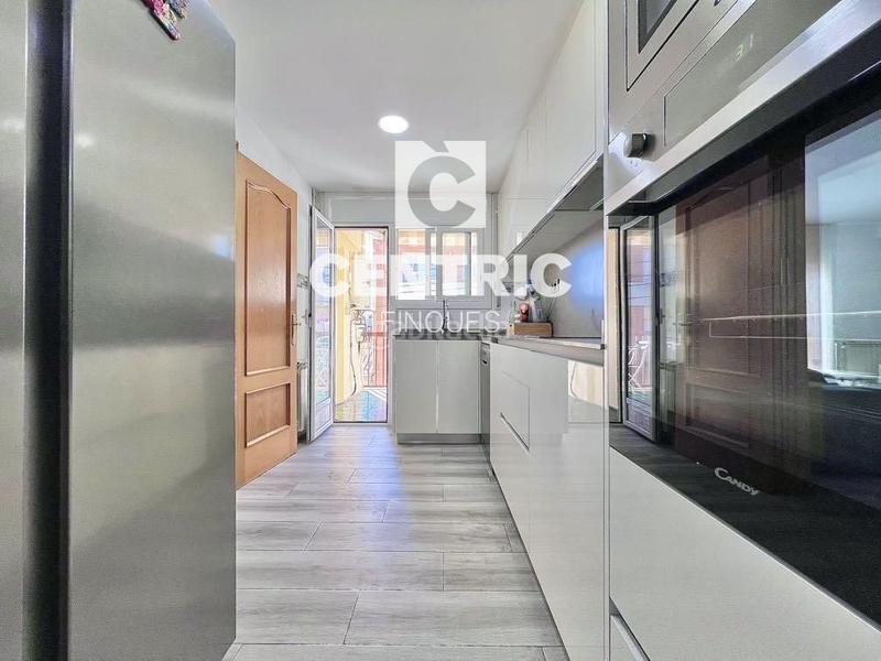 Foto 57de8340-4354-4d13-8844-c1e099ab7089. Zweistöckige wohnung in Sant Pere Nord Terrassa