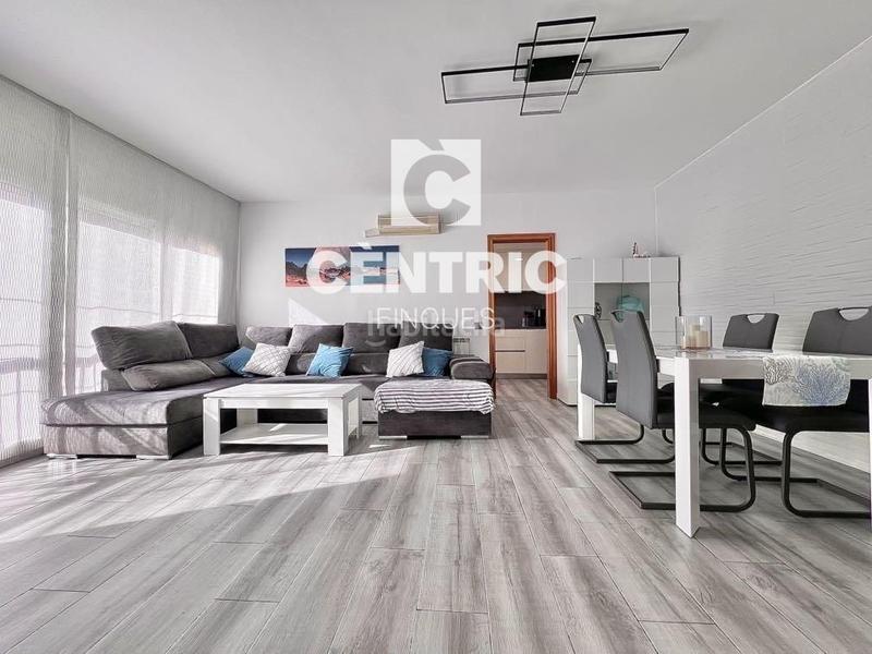 Foto 6b354c99-a19c-4dfd-8524-c36cd8c9022f. Zweistöckige wohnung in Sant Pere Nord Terrassa