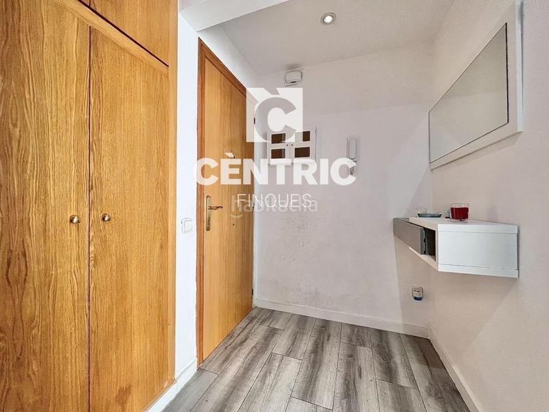 Foto 7df1fa56-65d8-4c2f-9fc2-5c070cbaf50f. Zweistöckige wohnung in Sant Pere Nord Terrassa