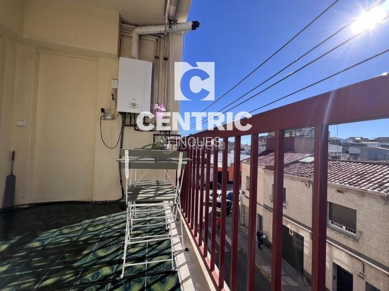 Foto d36dab47-db2e-43ab-a67c-cc9ea1df02aa. Zweistöckige wohnung in Sant Pere Nord Terrassa